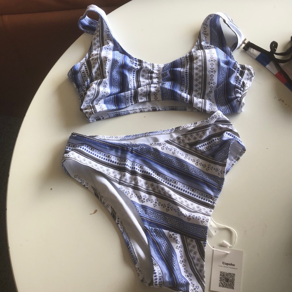 high waisted bikini - never worn (w tags)